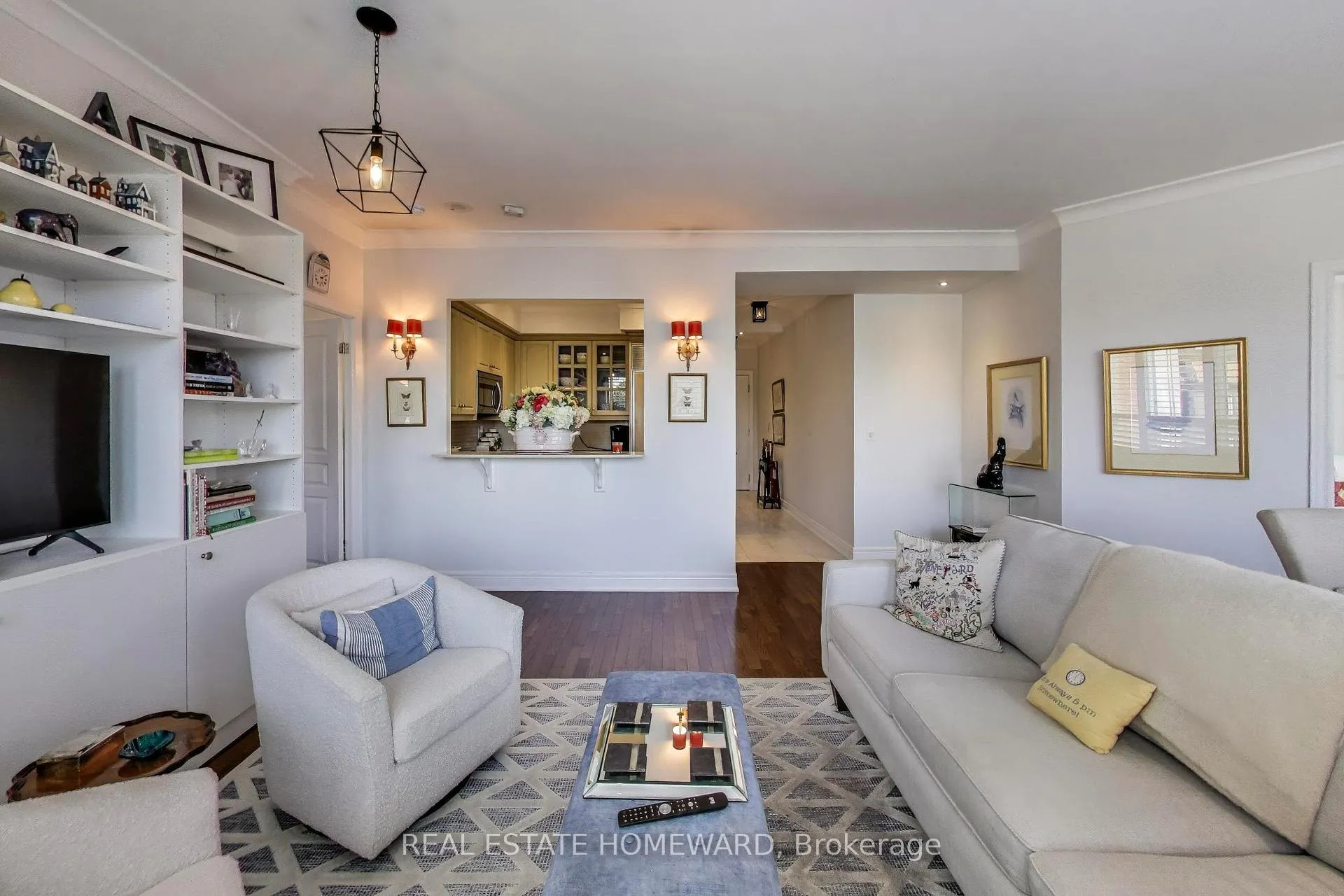 Photo 6 of Unit 403, 2 Roxborough Street E, Toronto, Rosedale-Moore Park — HOMEH