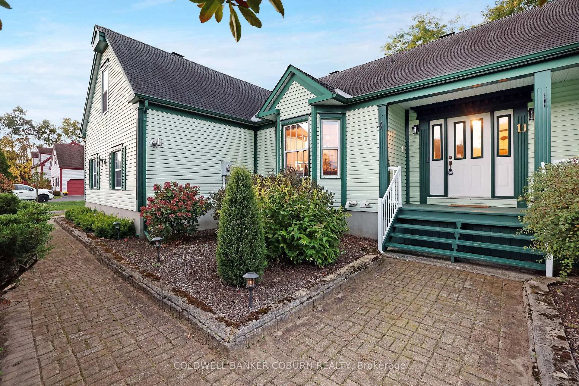 Photo of 11 Kimberly Avenue