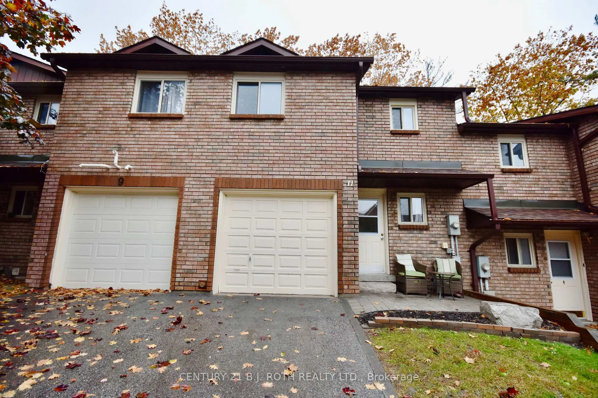 Photo 1 of 11 Pheasant Trail, Barrie, Ardagh — HOMEH