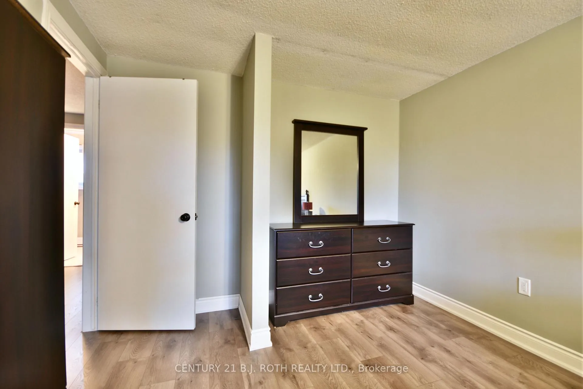 Photo 15 of 11 Pheasant Trail, Barrie, Ardagh — HOMEH