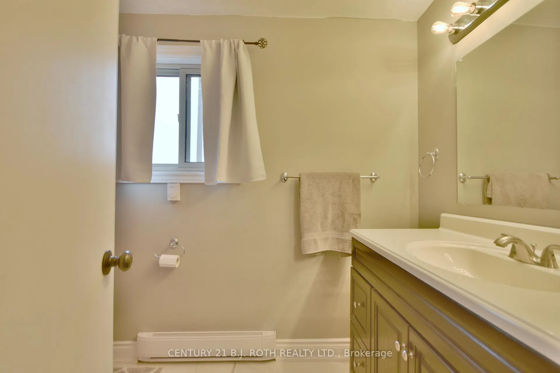 Photo 18 of 11 Pheasant Trail, Barrie, Ardagh — HOMEH