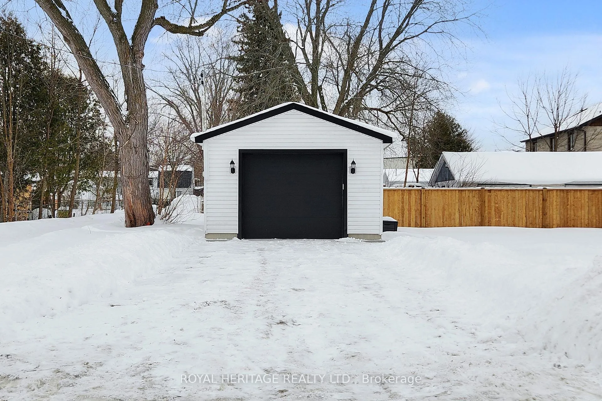 Photo 38 of 71 North Street, Georgina, Sutton & Jackson's Point — HOMEH