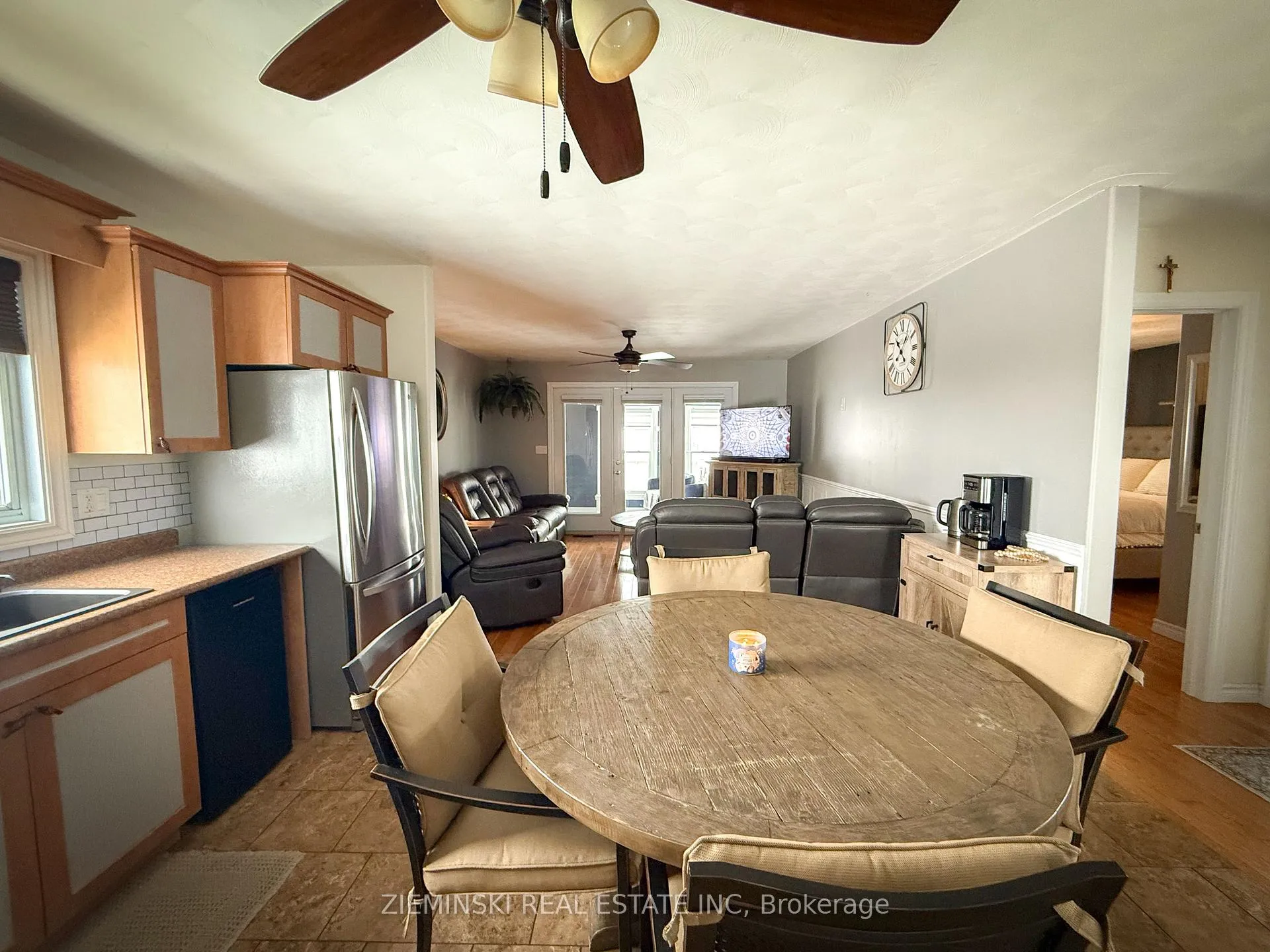Photo 10 of 218 Mountjoy Street S, Timmins, TS - SE — HOMEH
