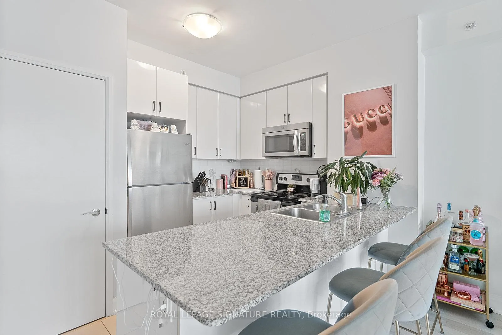 Photo 9 of Unit 1607, 2900 Highway 7, Vaughan, Concord — HOMEH