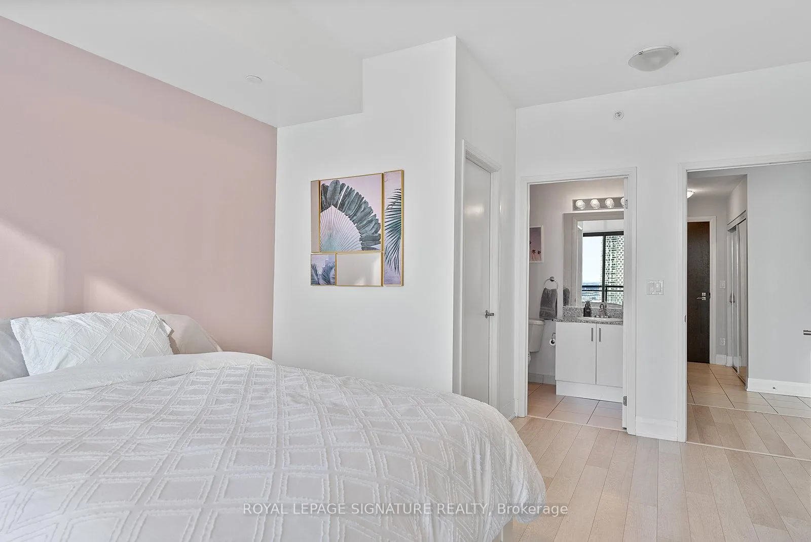 Photo 16 of Unit 1607, 2900 Highway 7, Vaughan, Concord — HOMEH