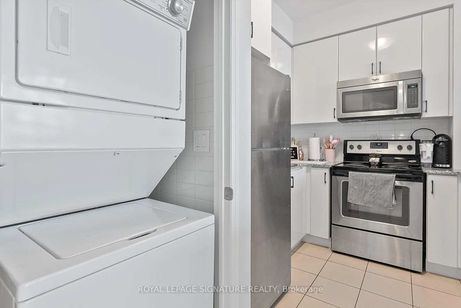 Photo 23 of Unit 1607, 2900 Highway 7, Vaughan, Concord — HOMEH