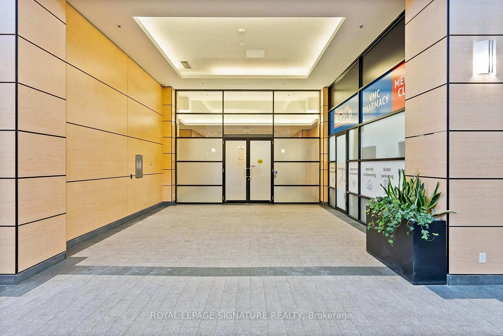 Photo 31 of Unit 1607, 2900 Highway 7, Vaughan, Concord — HOMEH