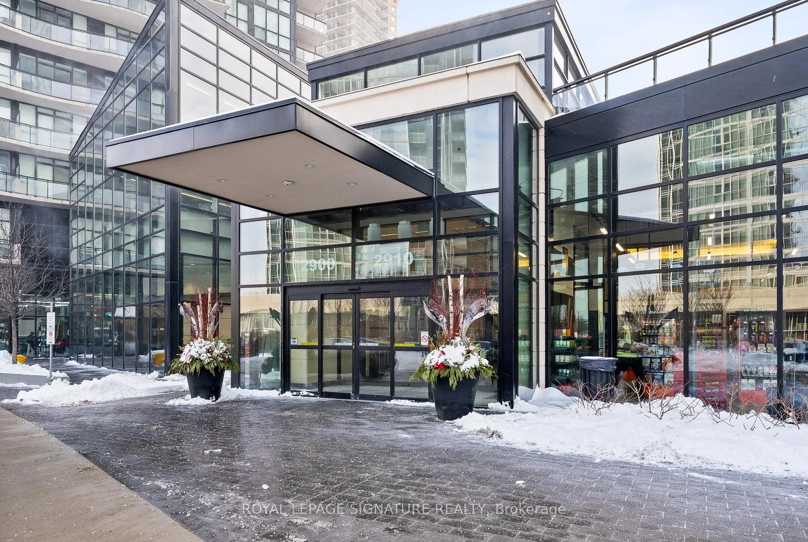 Photo 32 of Unit 1607, 2900 Highway 7, Vaughan, Concord — HOMEH