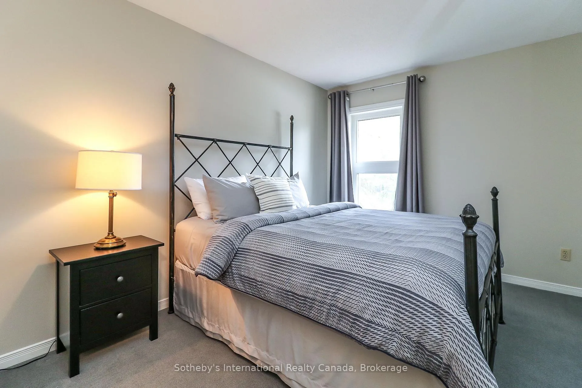 Photo 26 of 408 Mariners Way, Collingwood — HOMEH