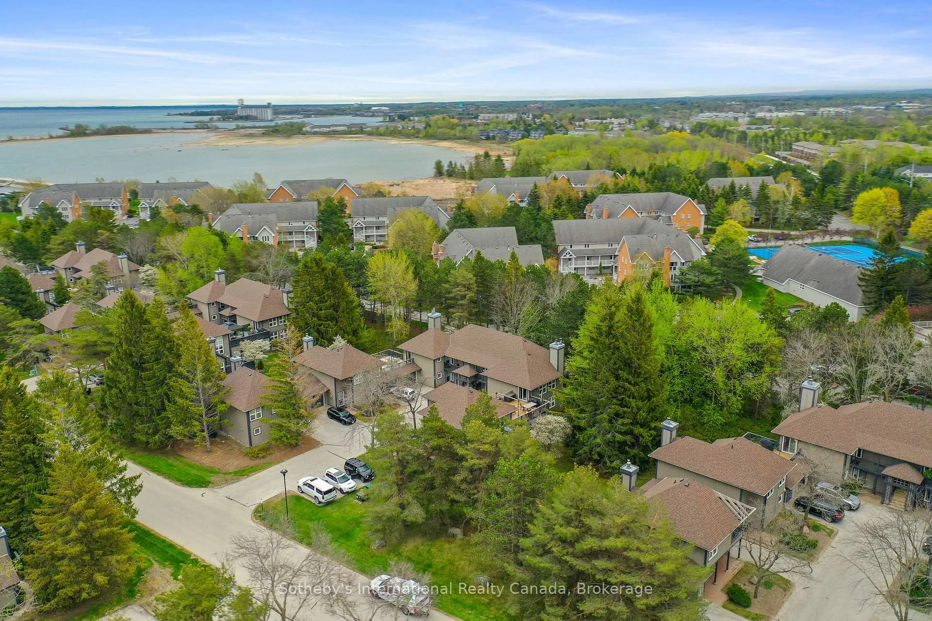 Photo 31 of 408 Mariners Way, Collingwood — HOMEH