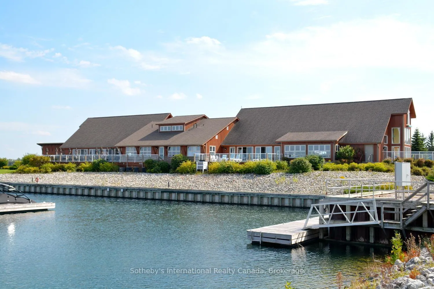 Photo 39 of 408 Mariners Way, Collingwood — HOMEH