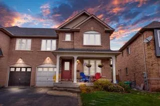 Photo 2 of Unit Bsmt, 754 Craighurst Court, Pickering, Amberlea — HOMEH