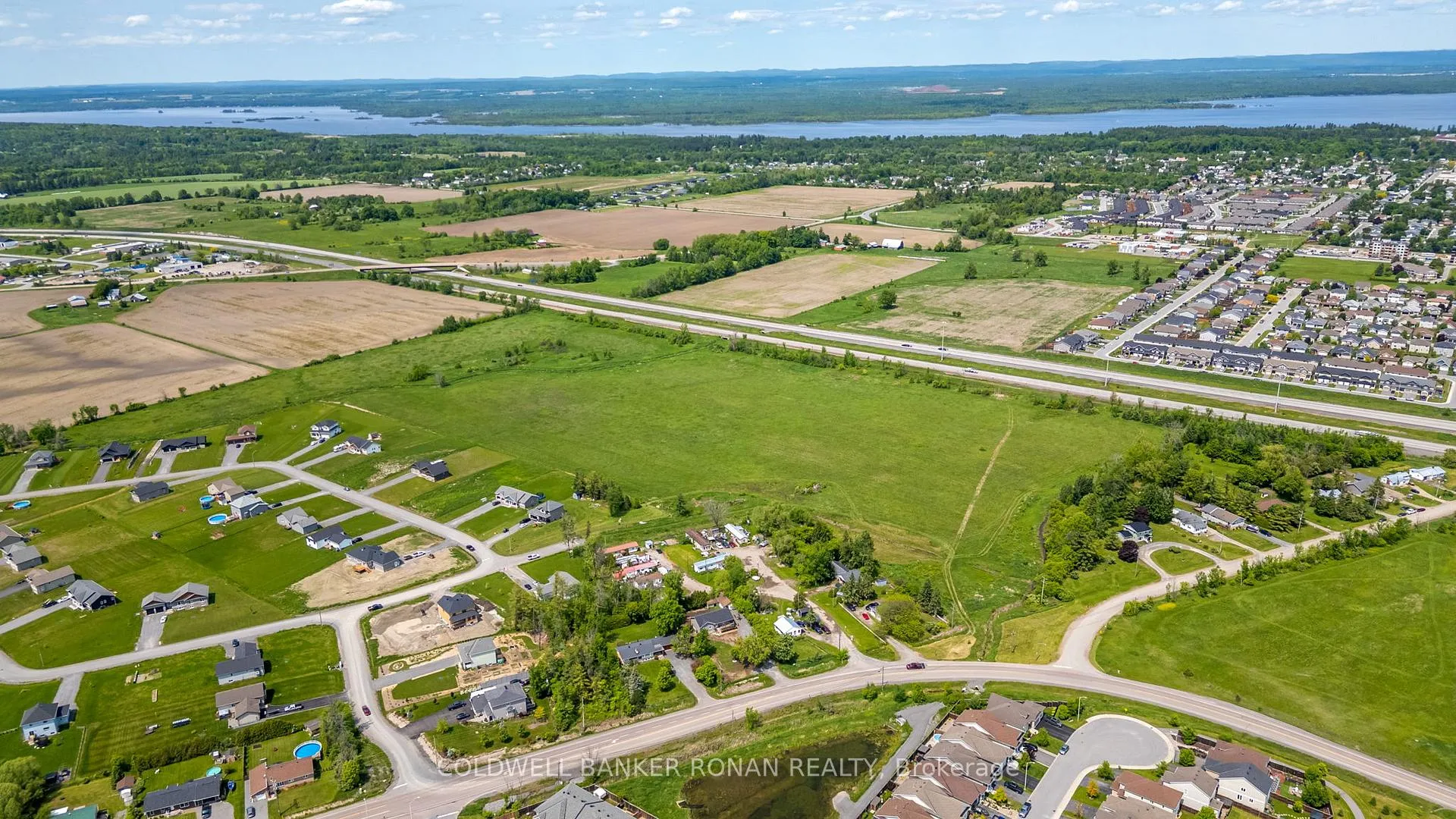 Photo 8 of 00 Arnprior, Arnprior — HOMEH
