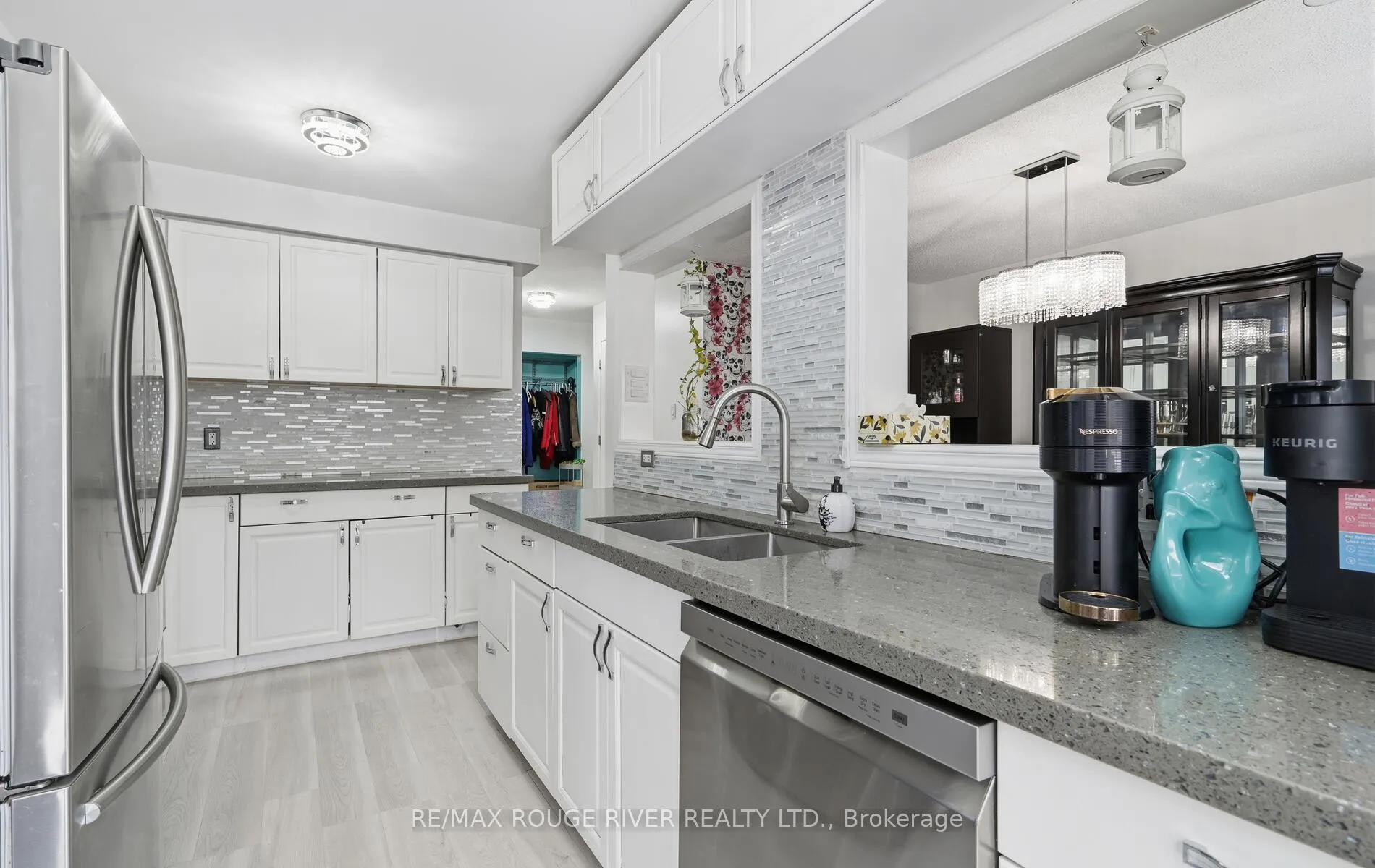 Photo 12 of 22 Royal Pines Court, Clarington, Bowmanville — HOMEH