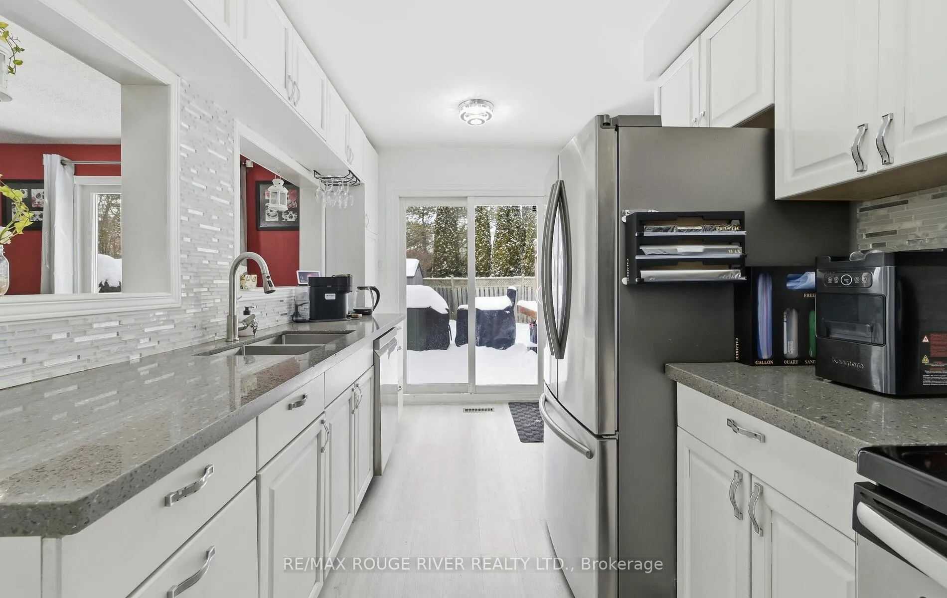 Photo 14 of 22 Royal Pines Court, Clarington, Bowmanville — HOMEH