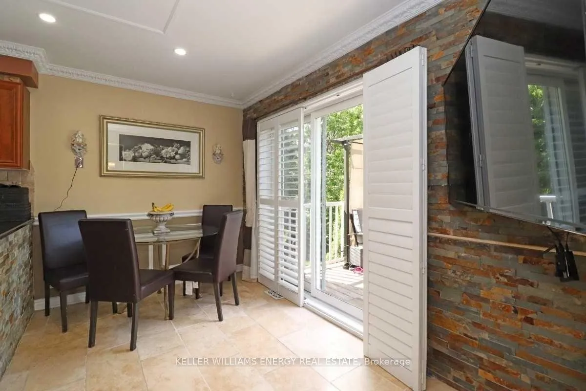 Photo 8 of 2271 Wildwood Crescent, Pickering, Brock Ridge — HOMEH