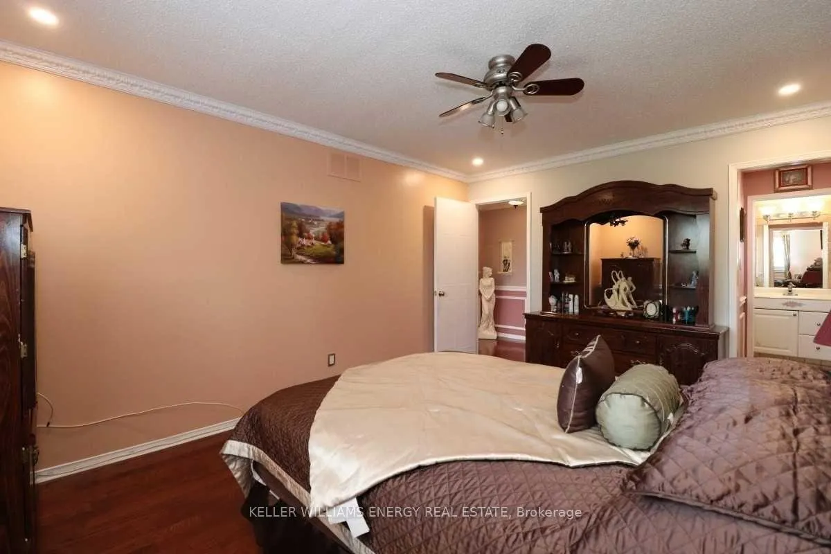 Photo 17 of 2271 Wildwood Crescent, Pickering, Brock Ridge — HOMEH
