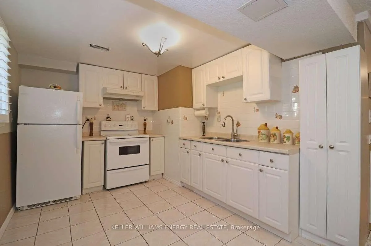 Photo 26 of 2271 Wildwood Crescent, Pickering, Brock Ridge — HOMEH