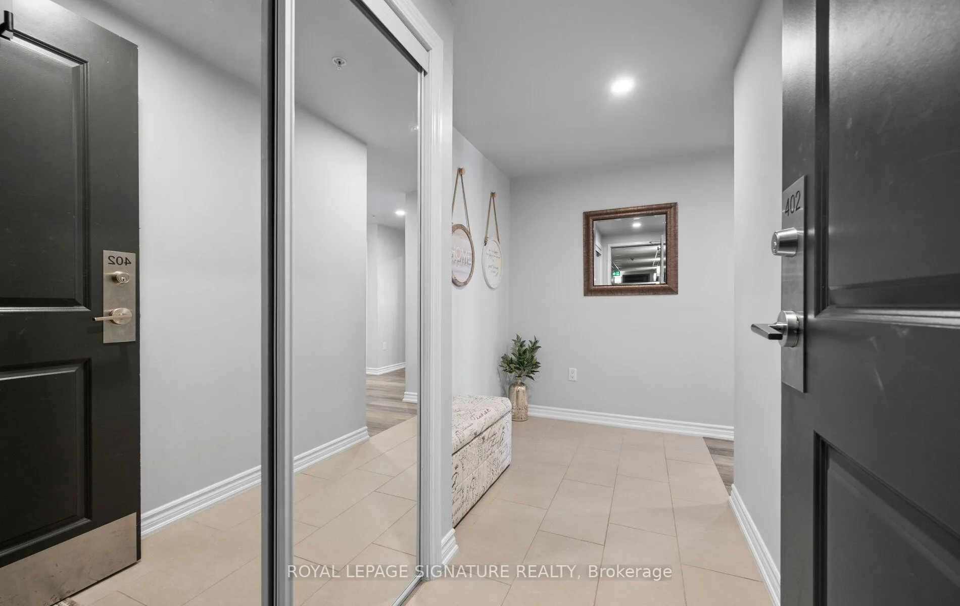Photo 28 of Unit 402, 427 Aberdeen Avenue, Hamilton, Kirkendall — HOMEH