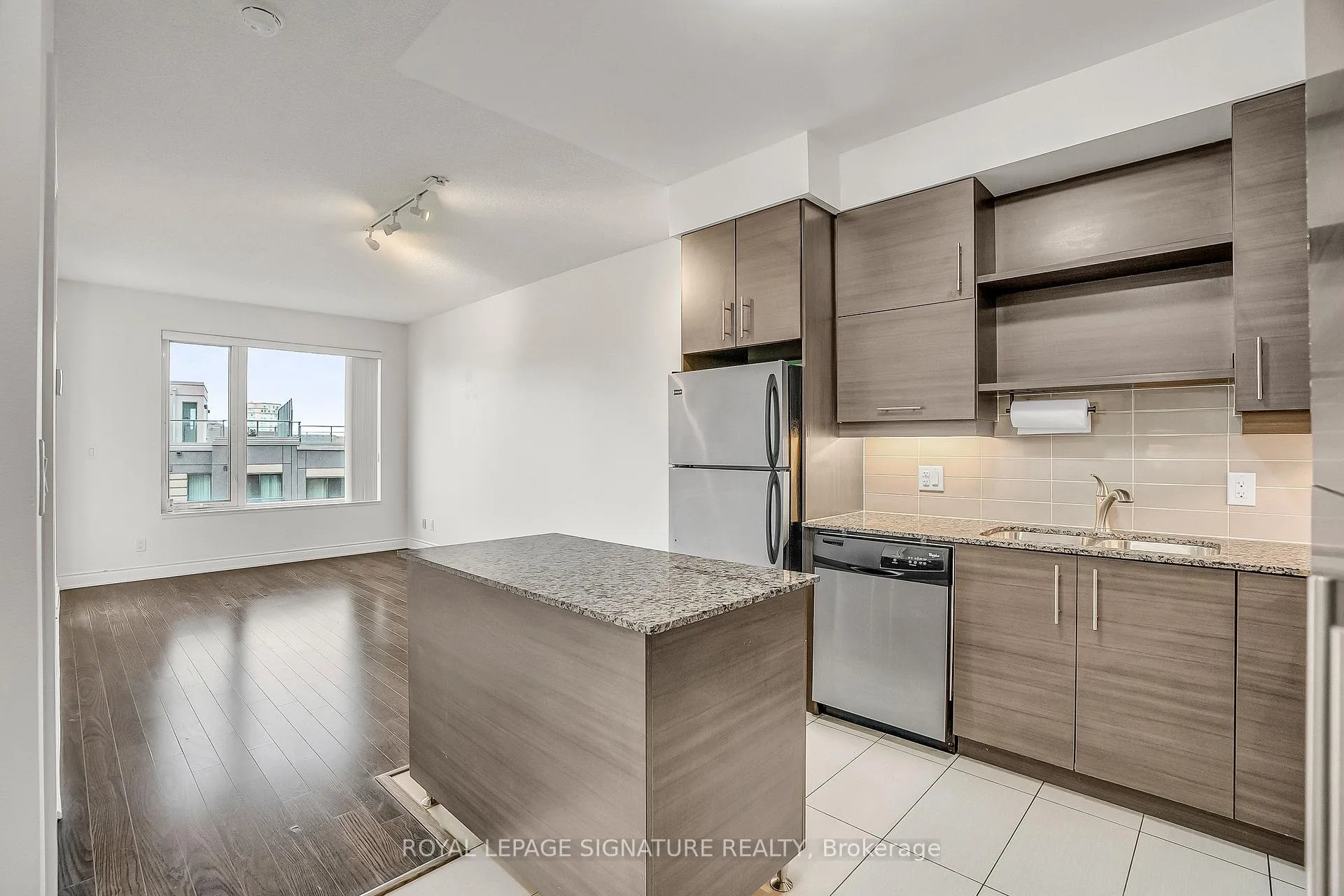 Photo 6 of Unit 520, 277 South Park Road, Markham, Commerce Valley — HOMEH