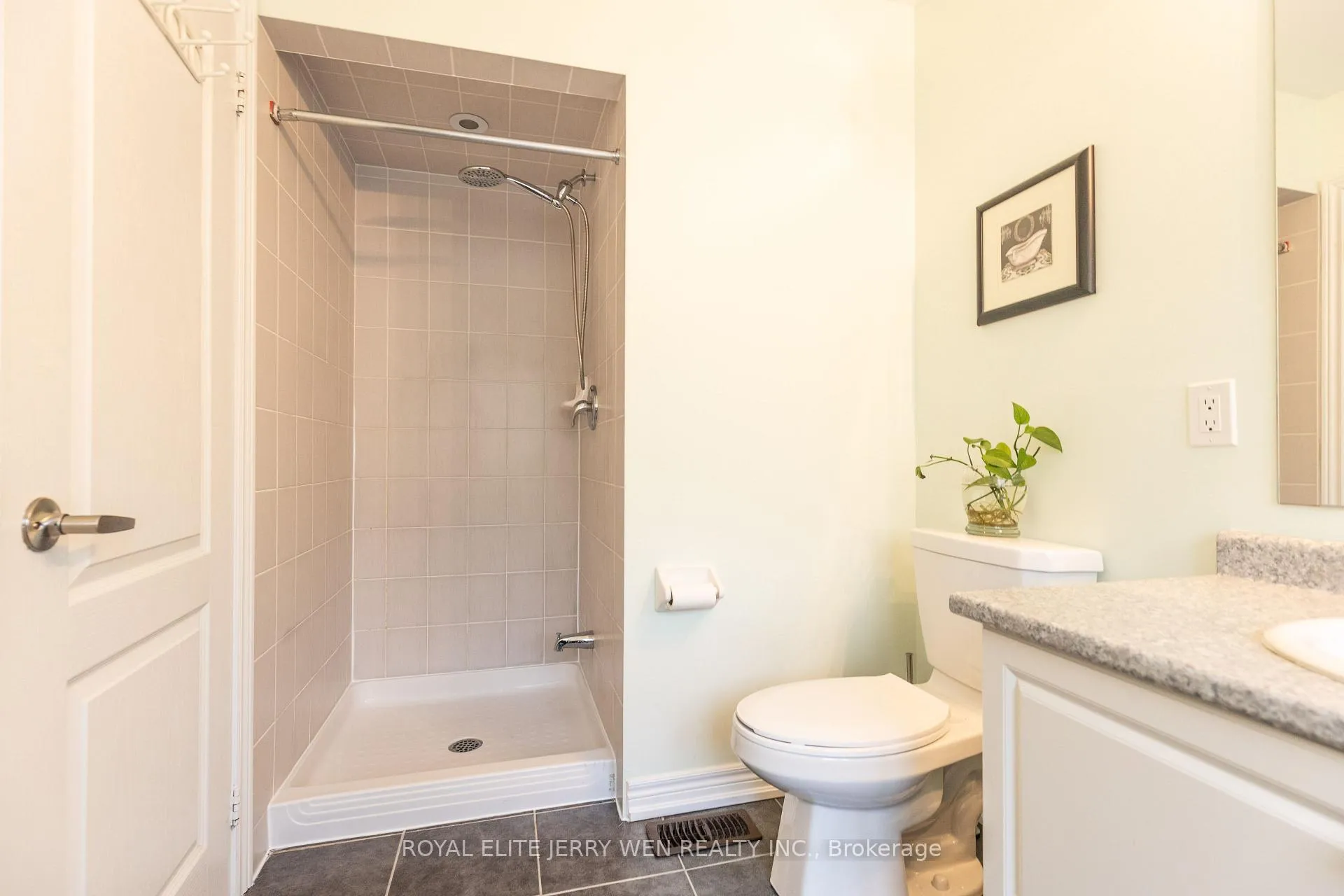 Photo 14 of 914 Castlemore Avenue, Markham, Wismer — HOMEH