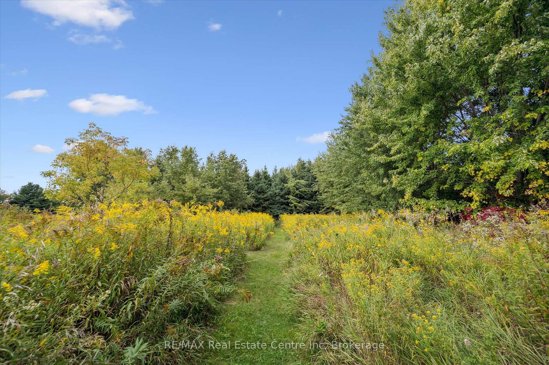 Photo 22 of 7728 21 Side Road, Mapleton, Rural Mapleton — HOMEH