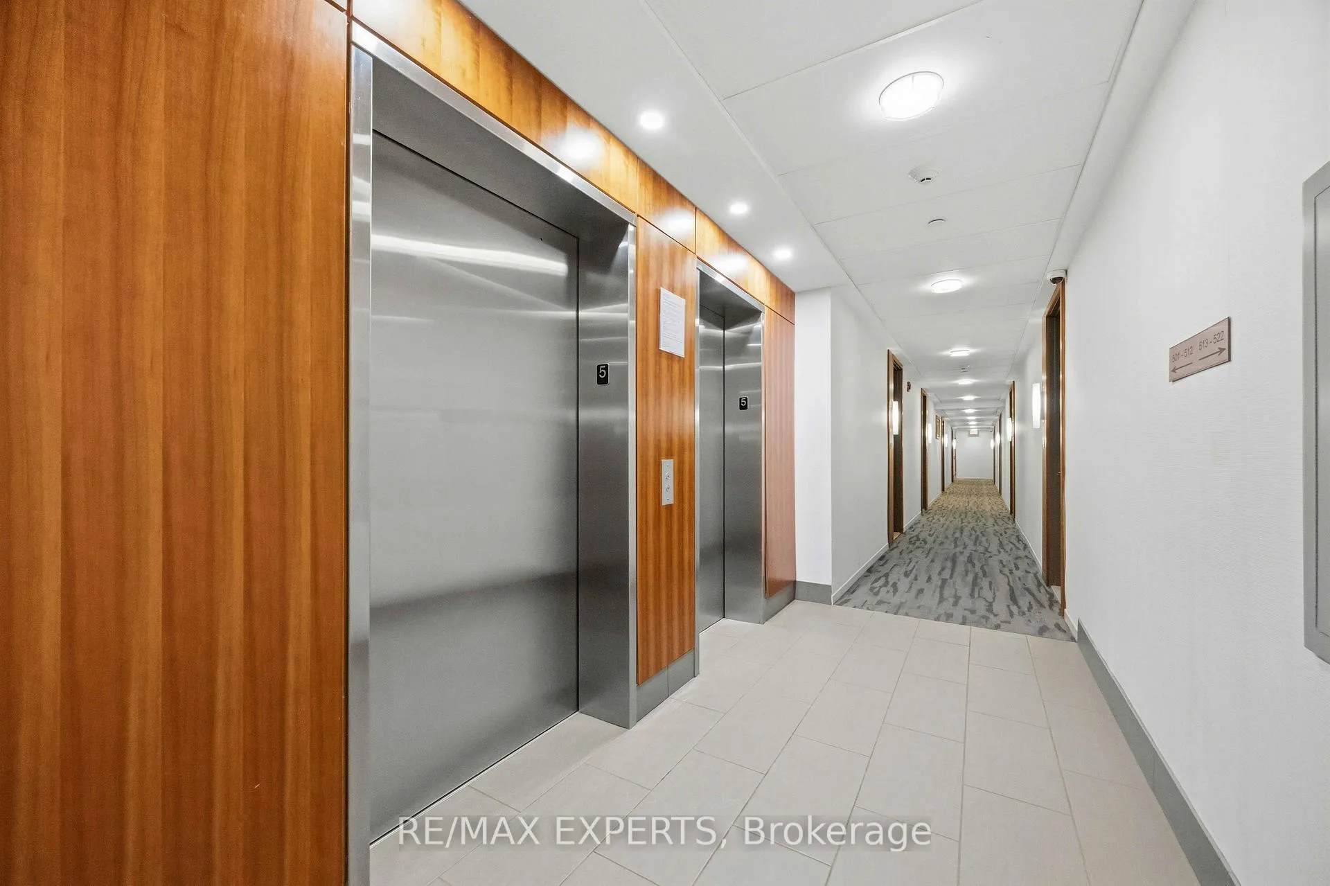 Photo 6 of Unit 501, 4700 Highway 7 Road, Vaughan, East Woodbridge — HOMEH
