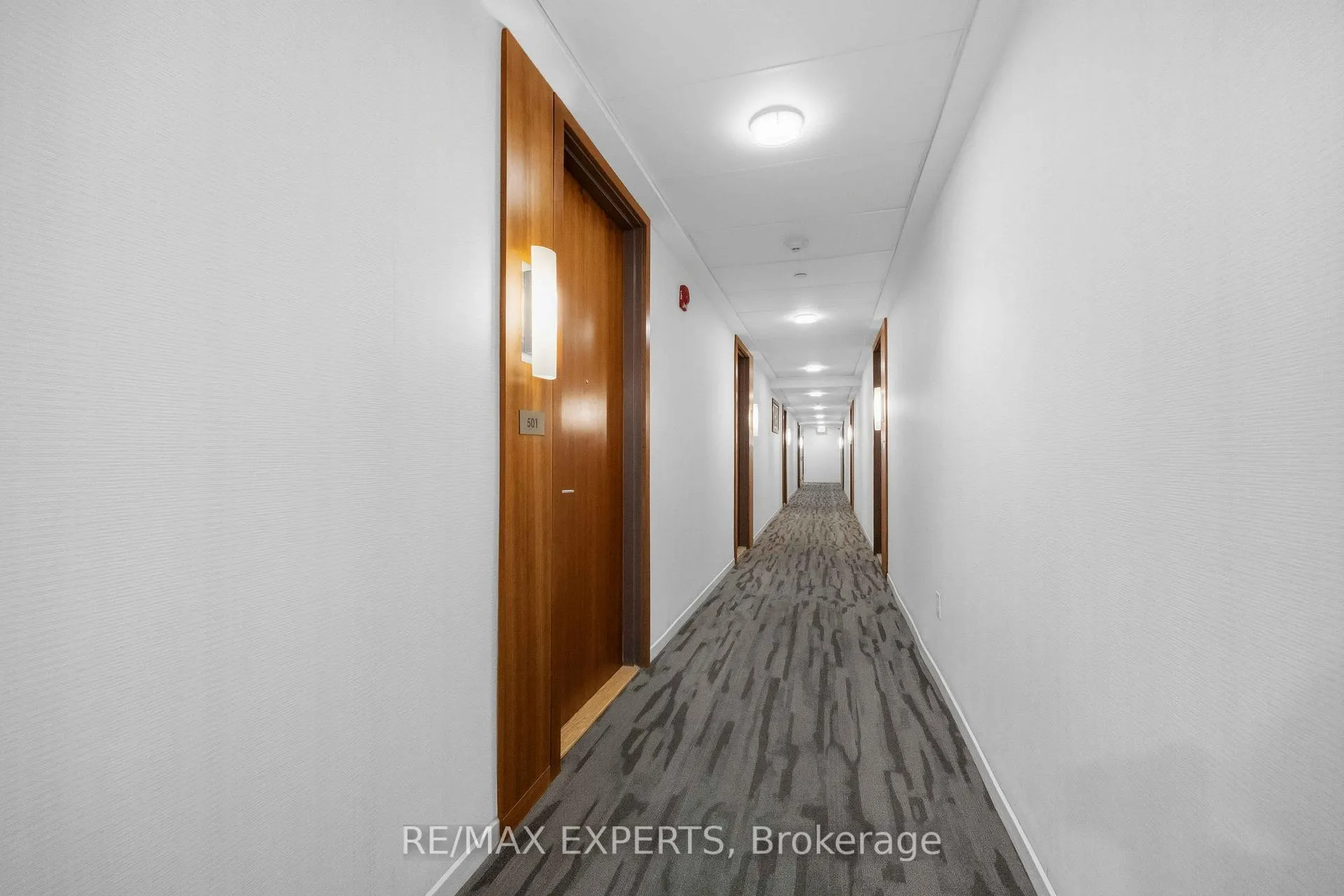 Photo 7 of Unit 501, 4700 Highway 7 Road, Vaughan, East Woodbridge — HOMEH