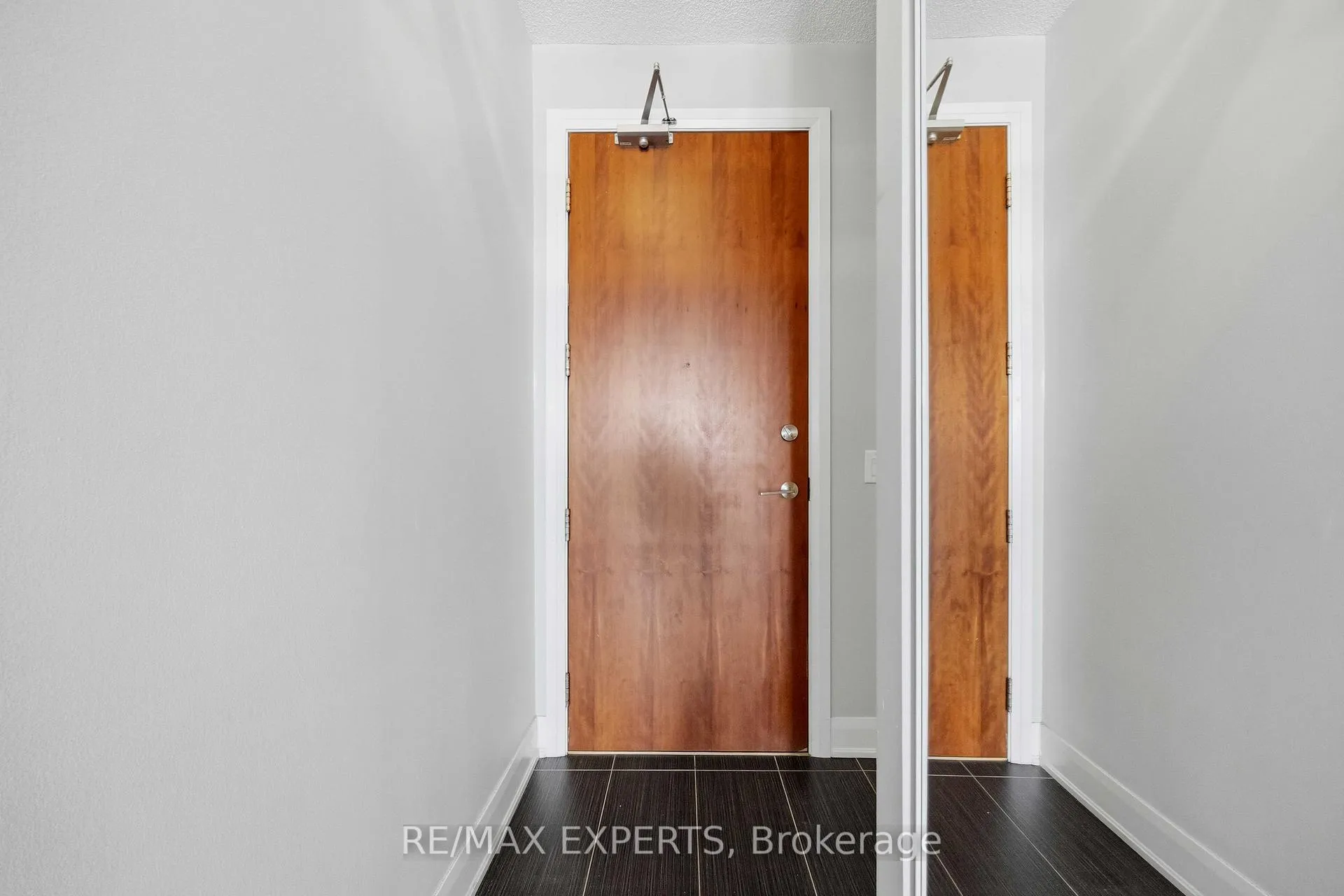 Photo 9 of Unit 501, 4700 Highway 7 Road, Vaughan, East Woodbridge — HOMEH