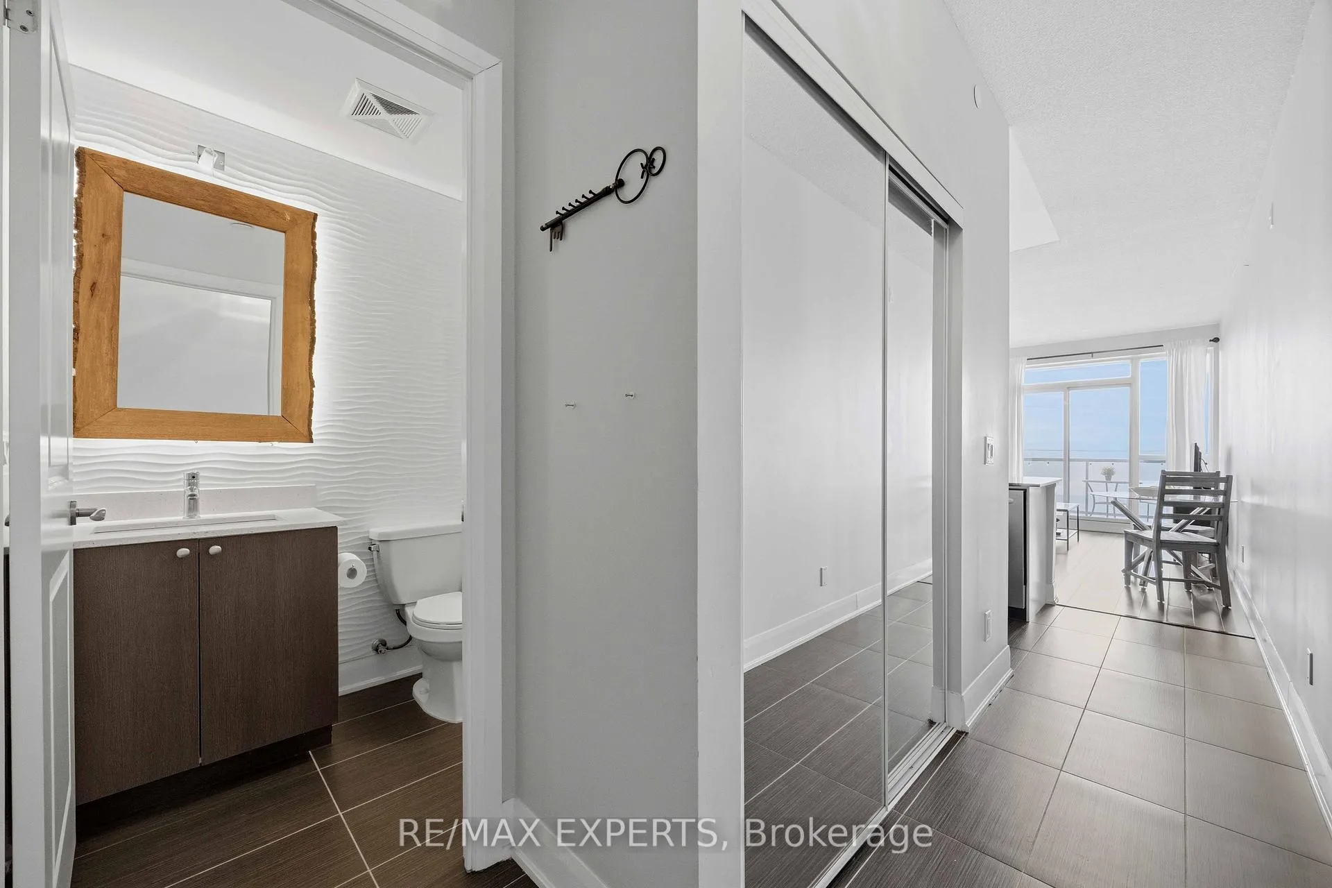 Photo 29 of Unit 501, 4700 Highway 7 Road, Vaughan, East Woodbridge — HOMEH