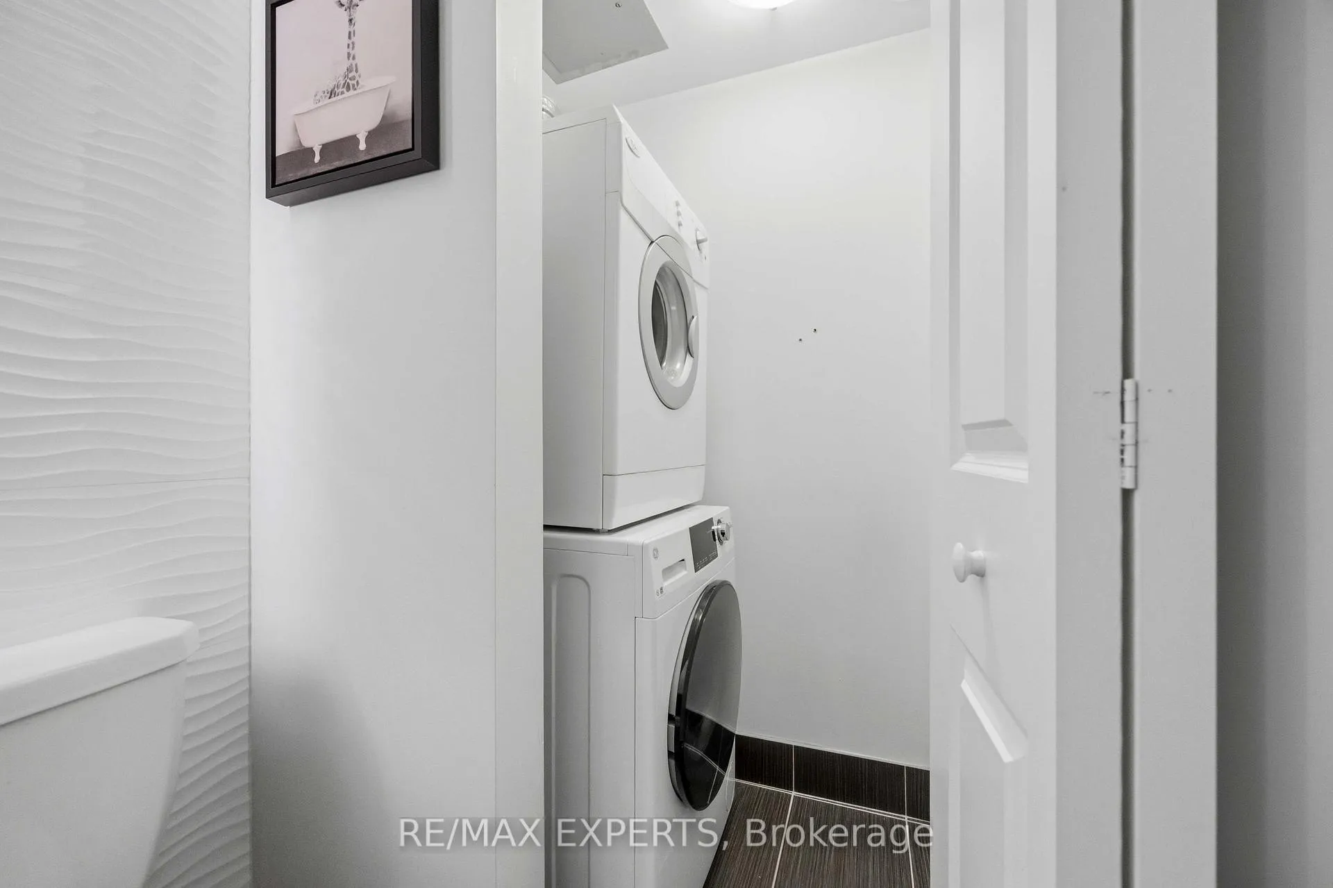 Photo 31 of Unit 501, 4700 Highway 7 Road, Vaughan, East Woodbridge — HOMEH