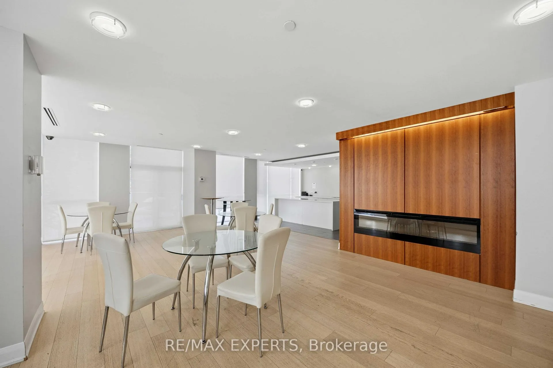 Photo 44 of Unit 501, 4700 Highway 7 Road, Vaughan, East Woodbridge — HOMEH