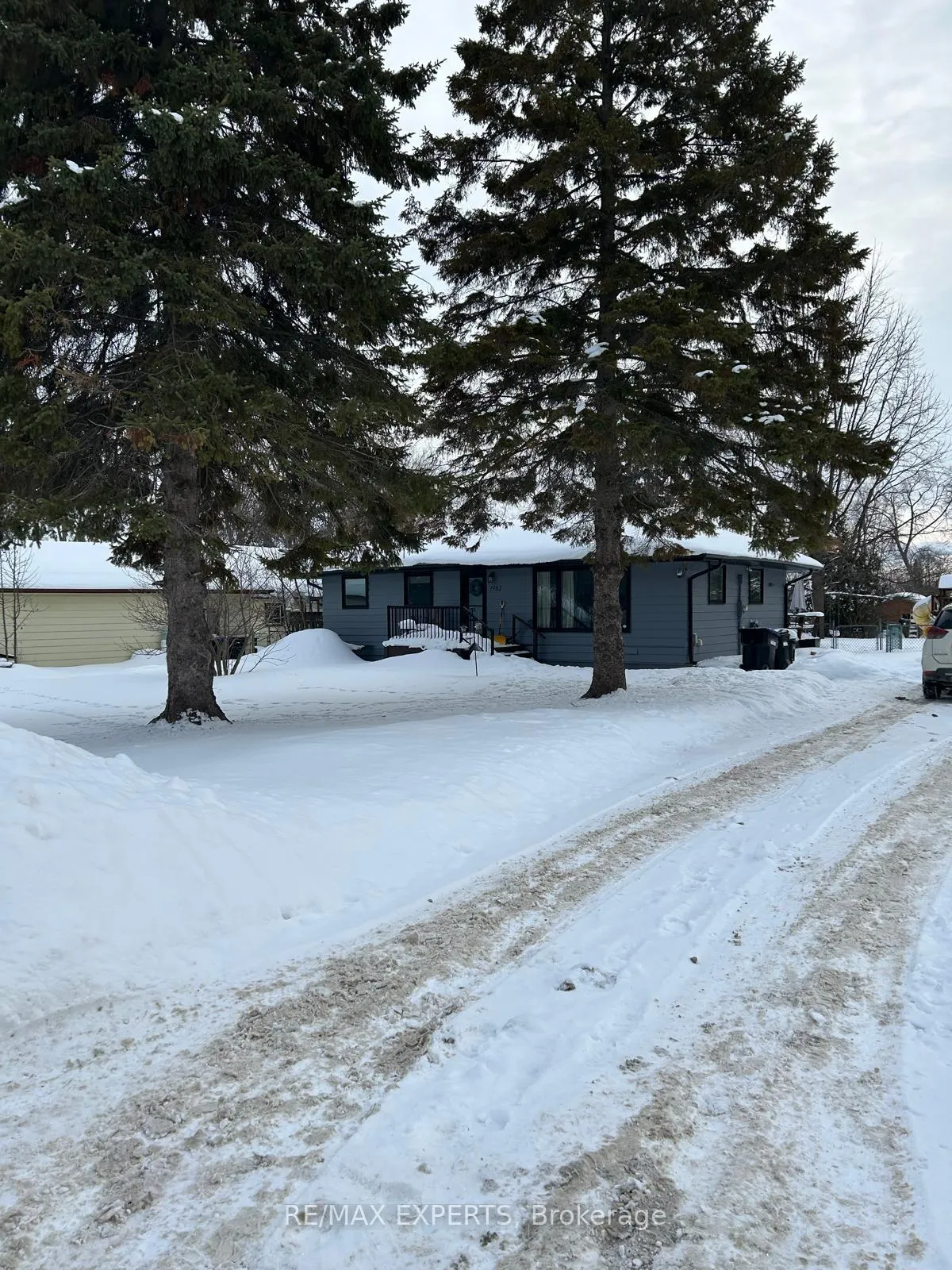 Photo 1 of 1982 Kate Avenue, Innisfil, Alcona — HOMEH