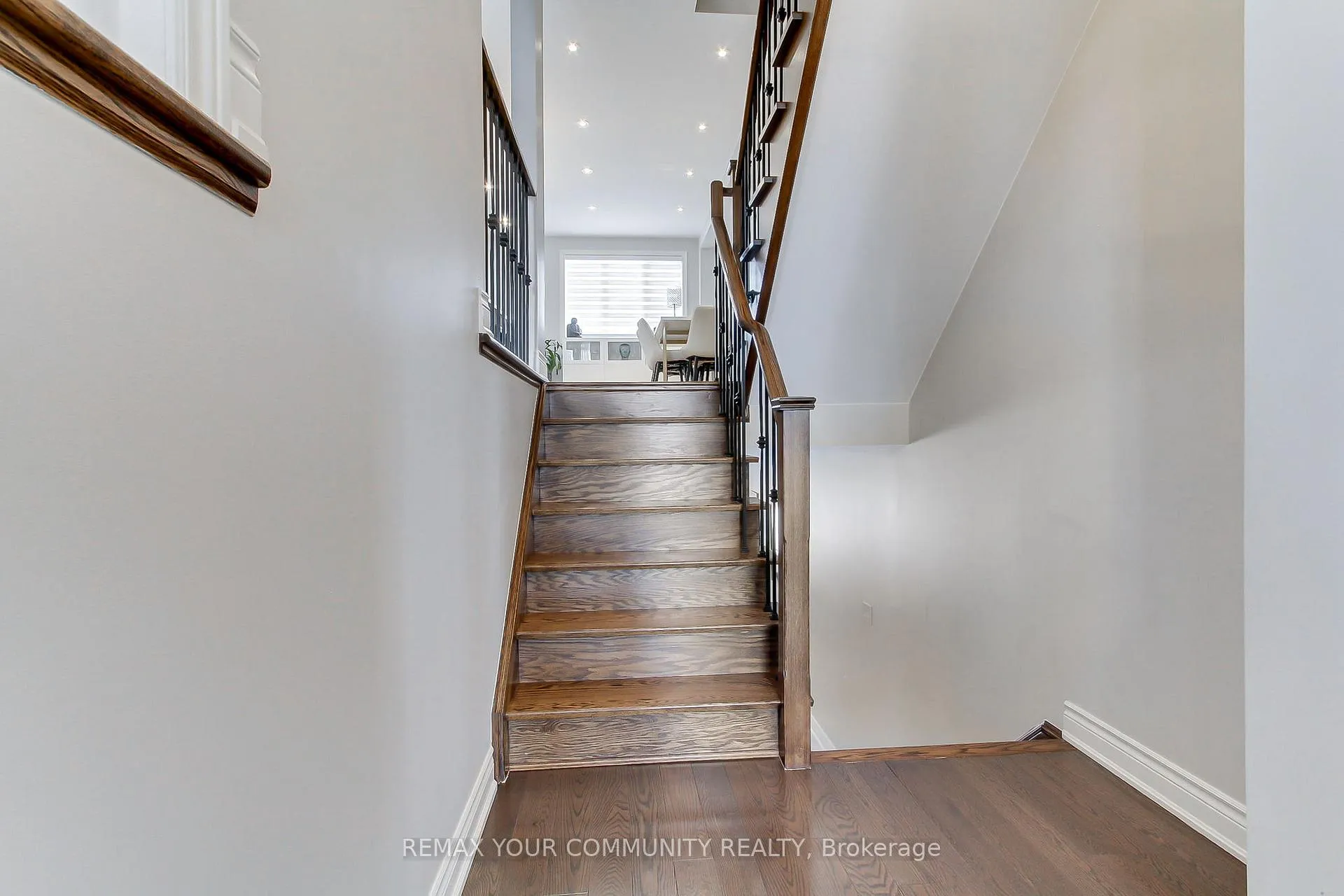 Photo 5 of 69 Hansard Drive, Vaughan, Vellore Village — HOMEH