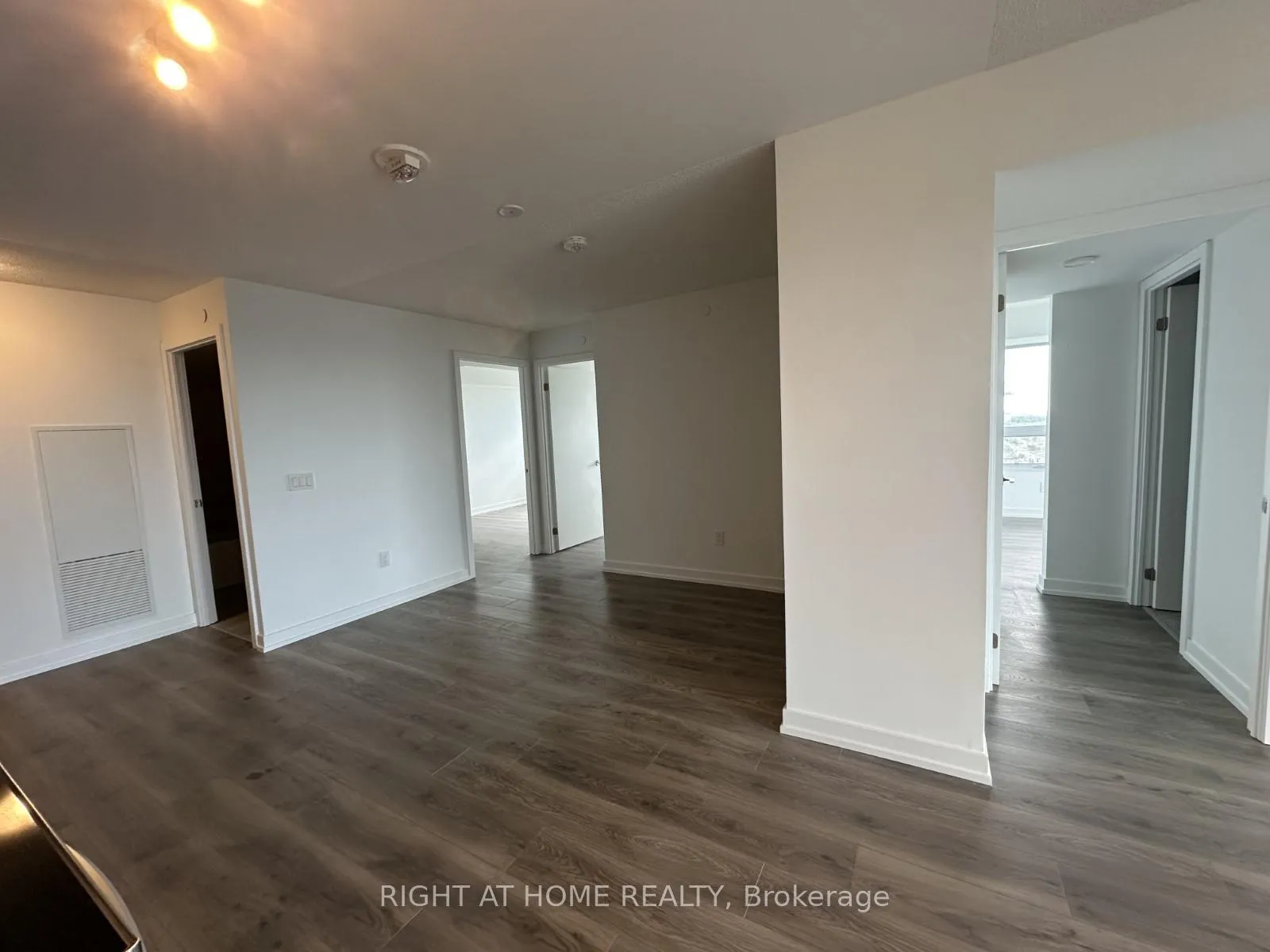 Photo 10 of Unit 2204, 1435 Celebration Drive, Pickering, Bay Ridges — HOMEH