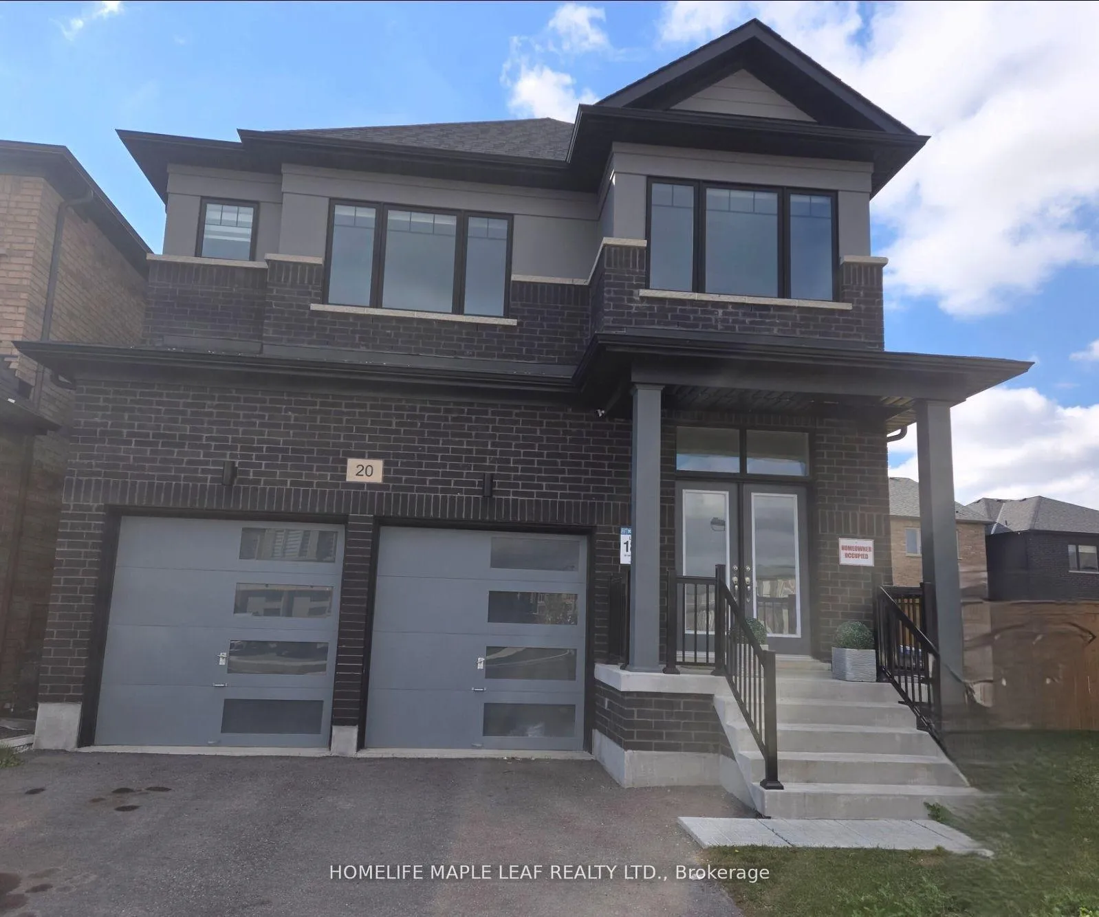 Photo 2 of 20 Spinland Street, Caledon, Rural Caledon — HOMEH