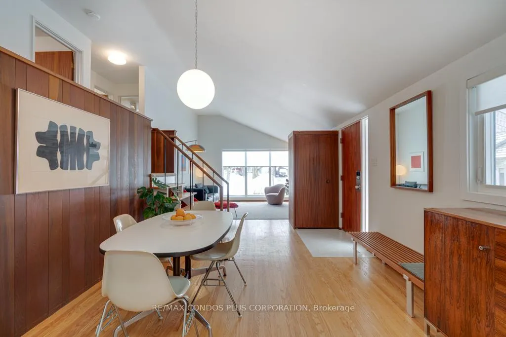 Photo 9 of 6 Munson Crescent, Scarborough, Bendale — HOMEH