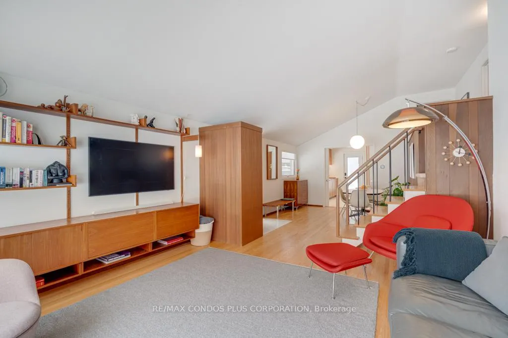 Photo 15 of 6 Munson Crescent, Scarborough, Bendale — HOMEH