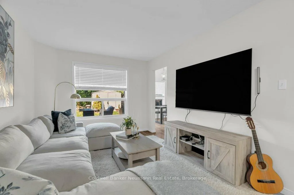 Photo 7 of 6 Law Drive, Guelph, Grange Road — HOMEH