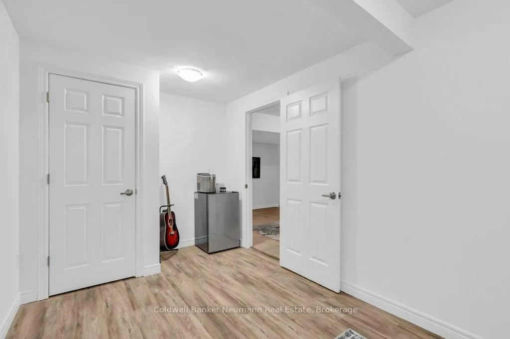 Photo 29 of 6 Law Drive, Guelph, Grange Road — HOMEH