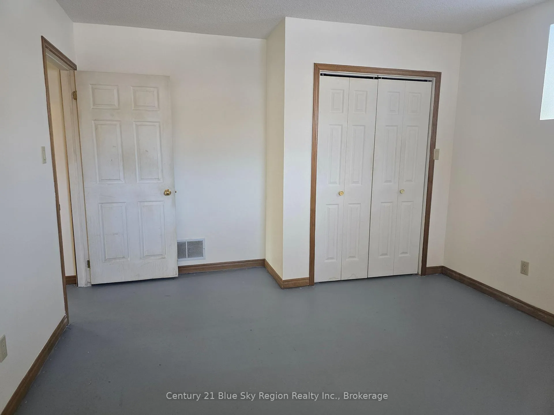 Photo 35 of 57 Toronto Street, Callander — HOMEH