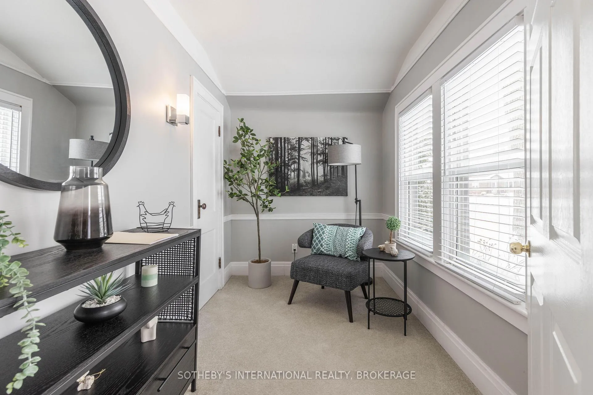 Photo 11 of 18 Dexter Street, St. Catharines, Ridley — HOMEH