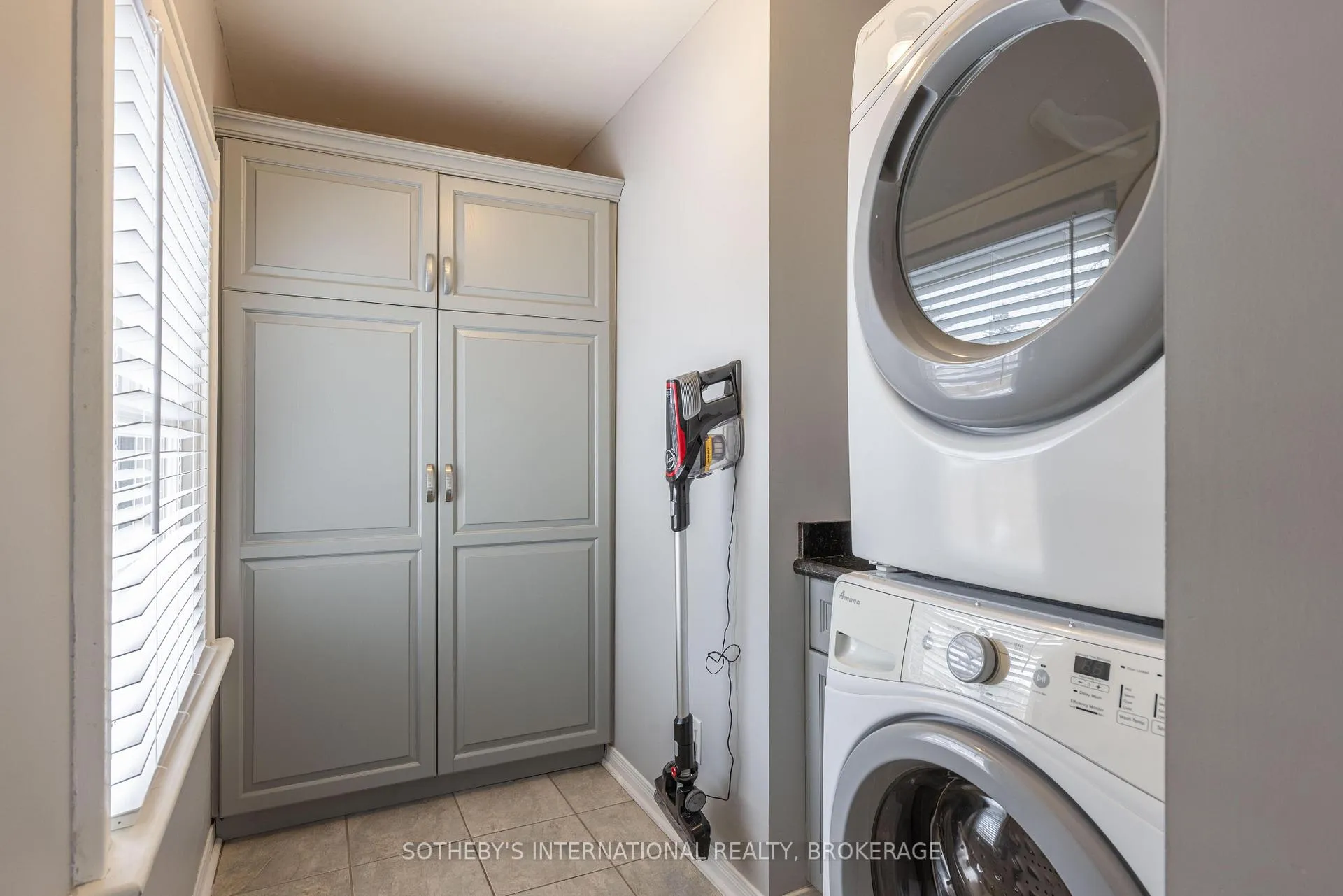 Photo 25 of 18 Dexter Street, St. Catharines, Ridley — HOMEH