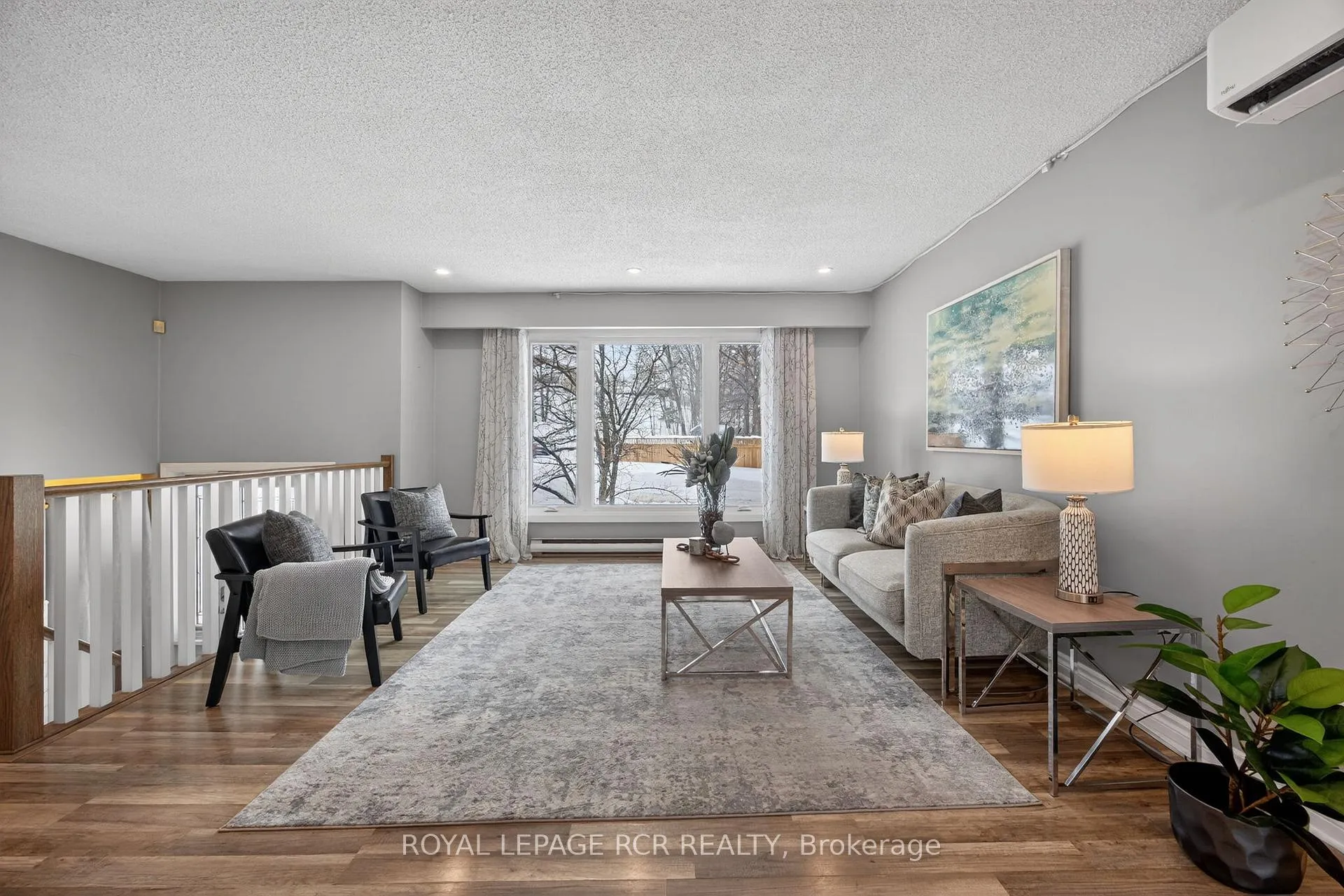 Photo 7 of 49 Borland Street E, Orillia — HOMEH
