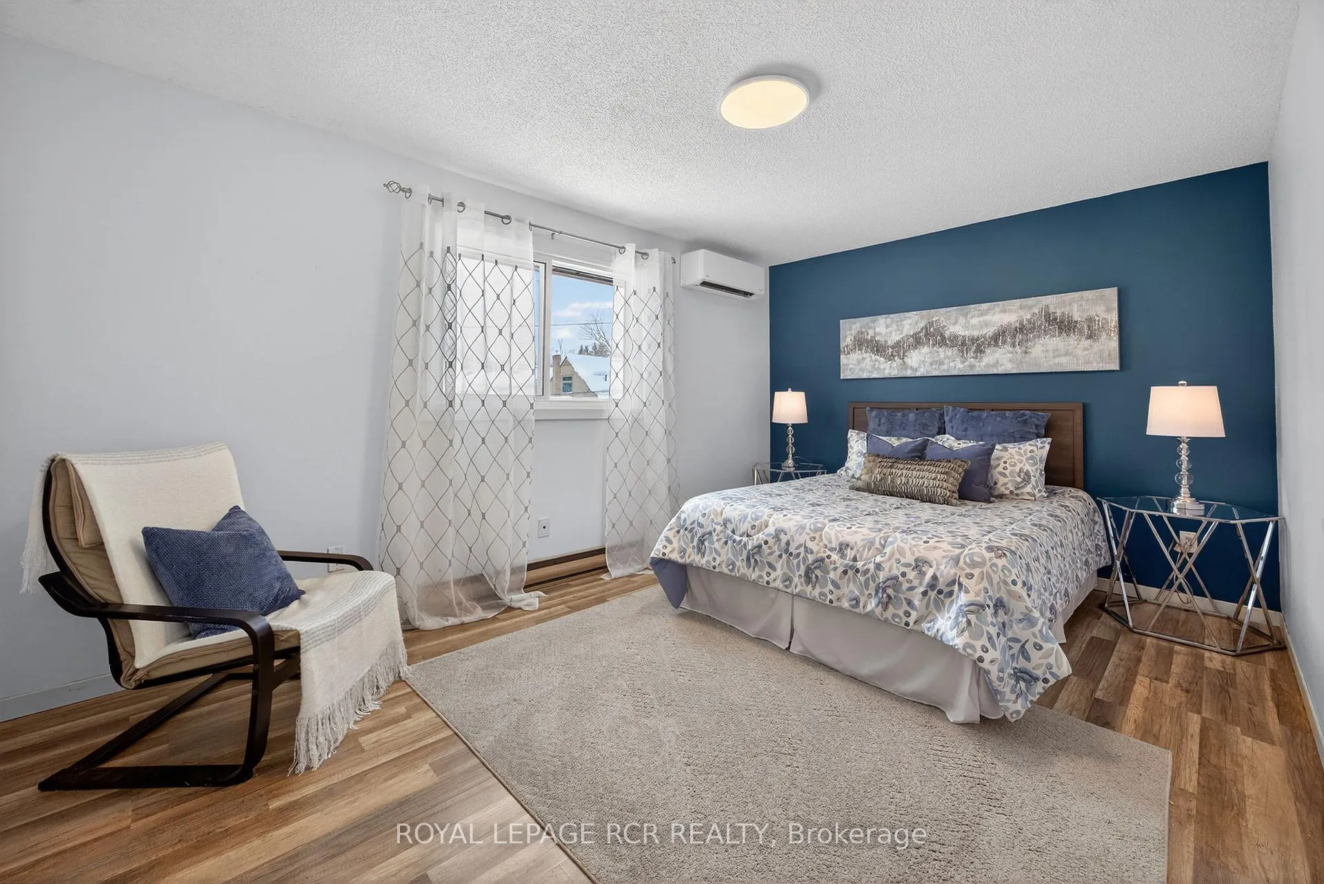 Photo 14 of 49 Borland Street E, Orillia — HOMEH
