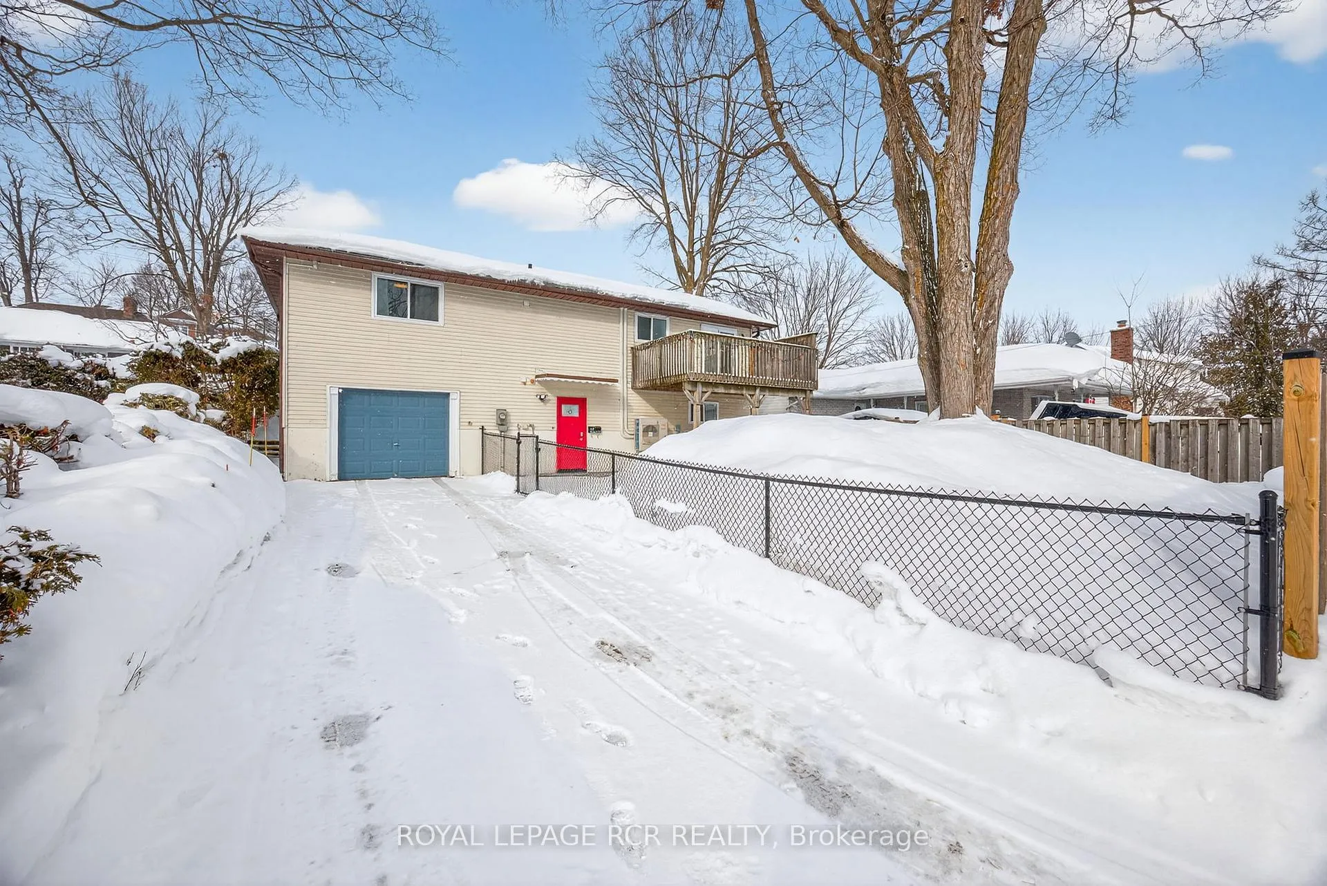Photo 25 of 49 Borland Street E, Orillia — HOMEH