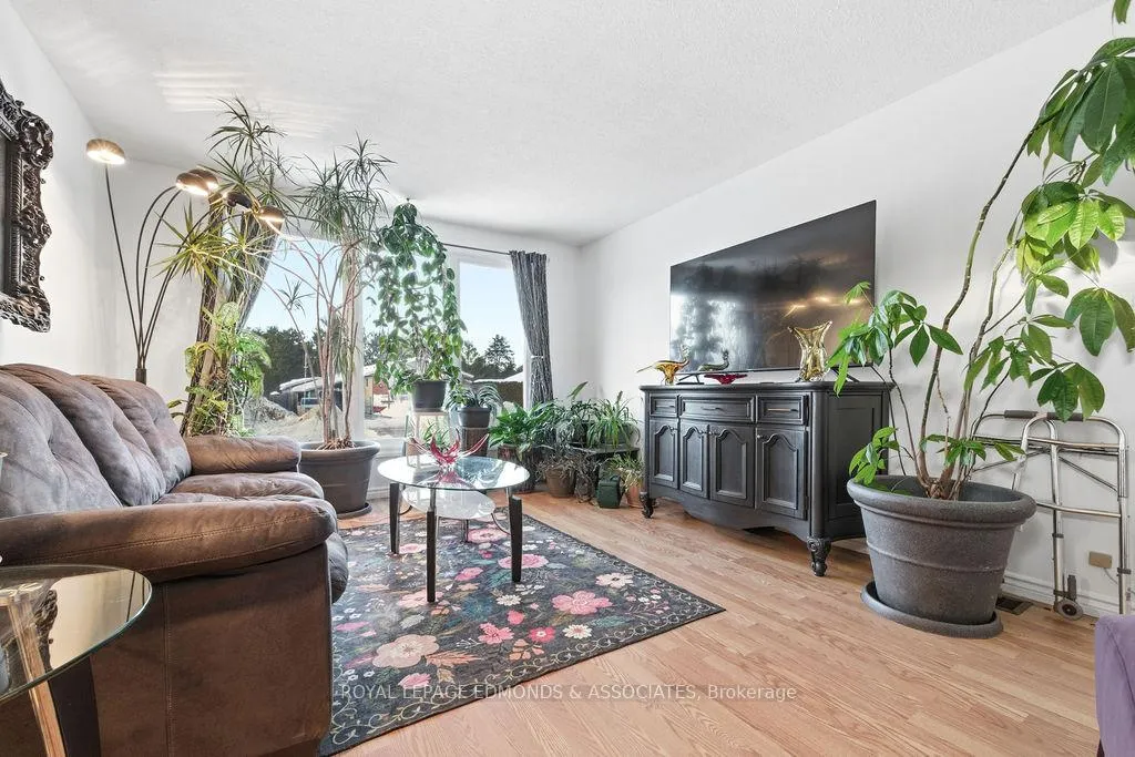 Photo 14 of 31 Herman Street, Petawawa — HOMEH