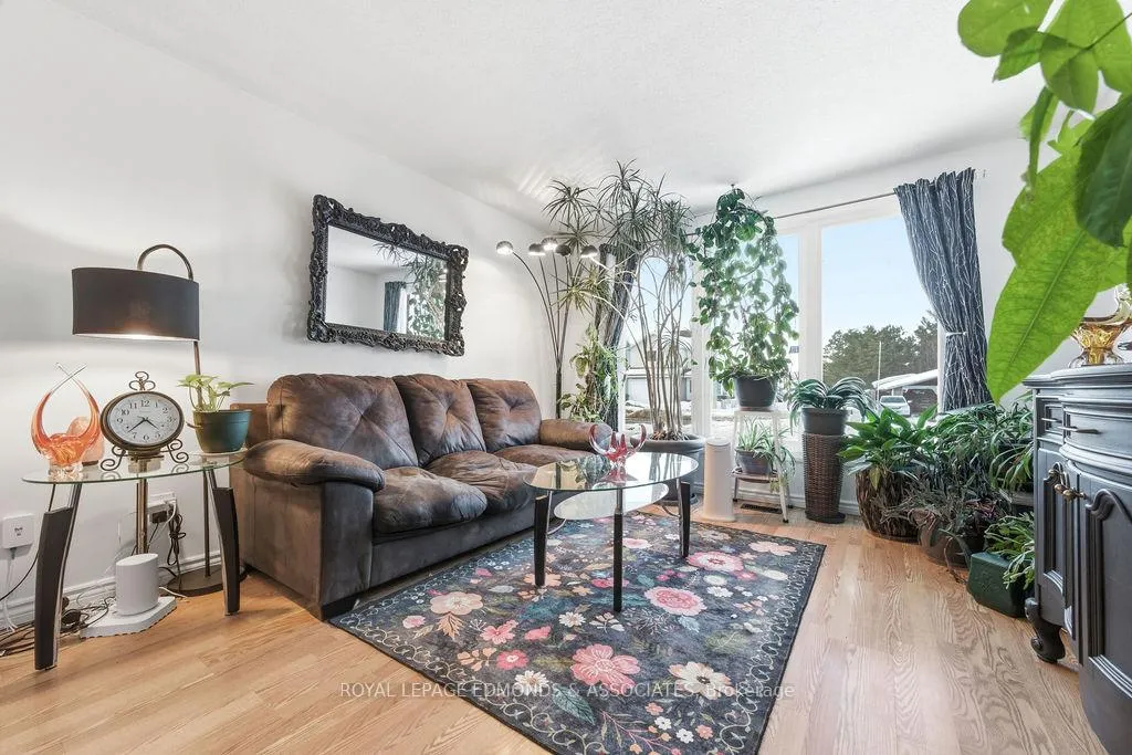 Photo 15 of 31 Herman Street, Petawawa — HOMEH