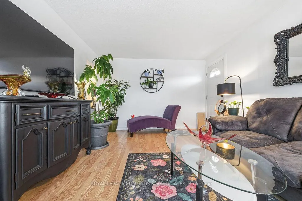Photo 16 of 31 Herman Street, Petawawa — HOMEH