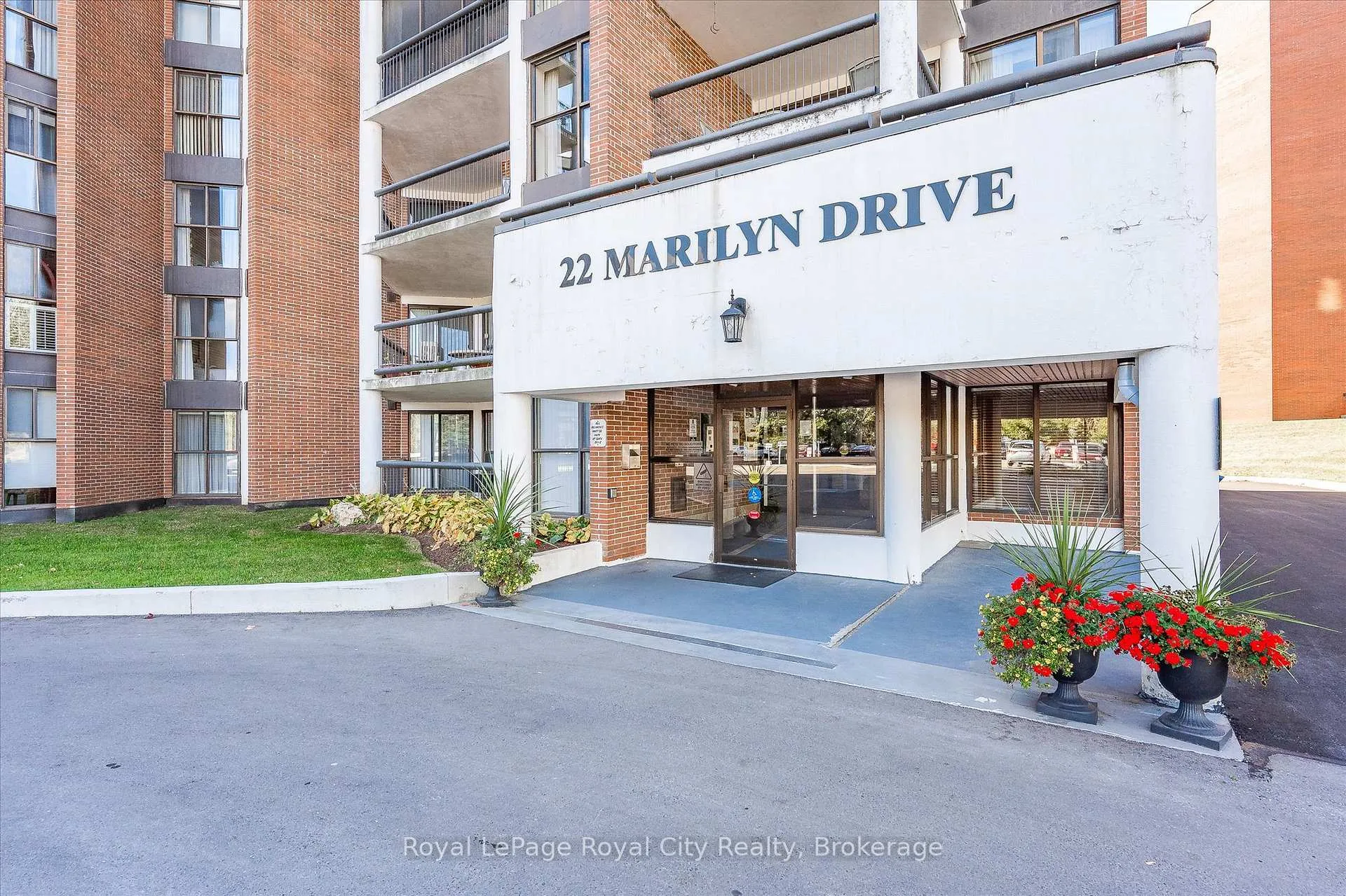 Photo 4 of Unit 501, 22 Marilyn Drive, Guelph, Riverside Park — HOMEH
